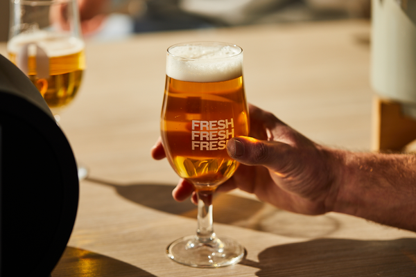 What is a Hazy Beer? Hazy IPA Explained (& How to Get a Clearer Pint)