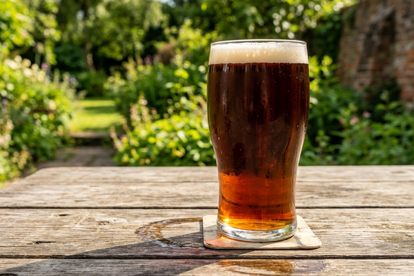 What is Bitter Beer? Taste, History & Why It’s Called “Bitter”